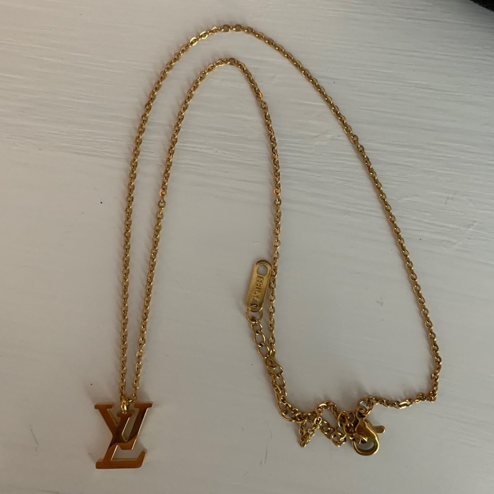 Necklace - Picture 2 of 2